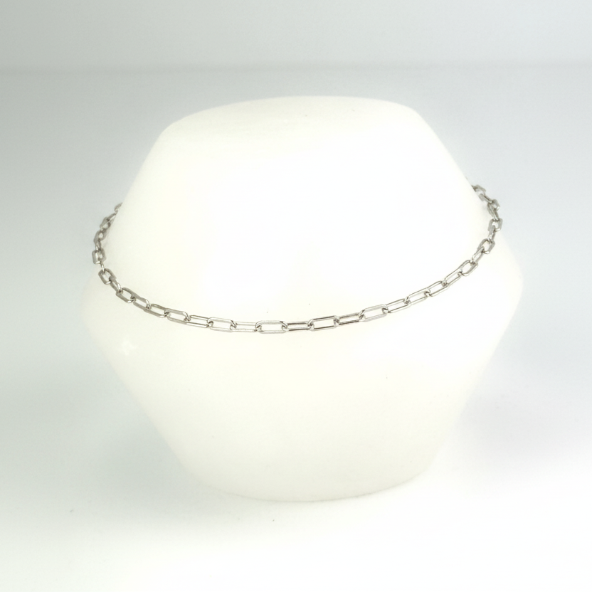 Small clip chain bracelet