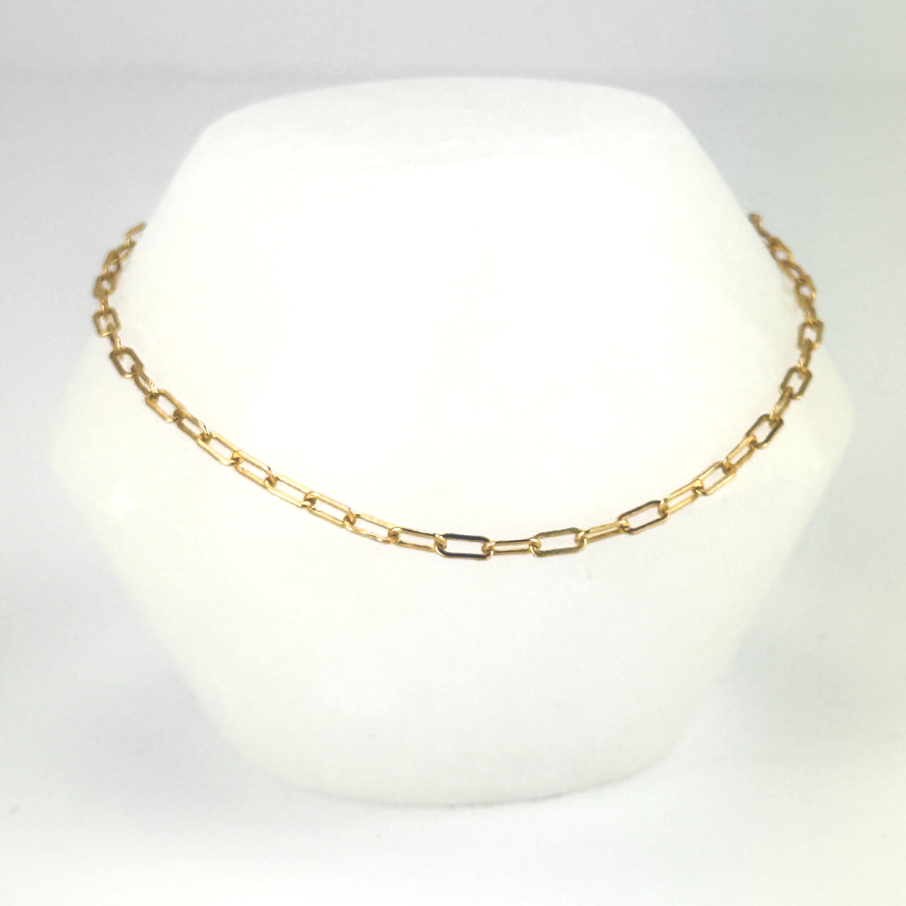 Small clip chain bracelet