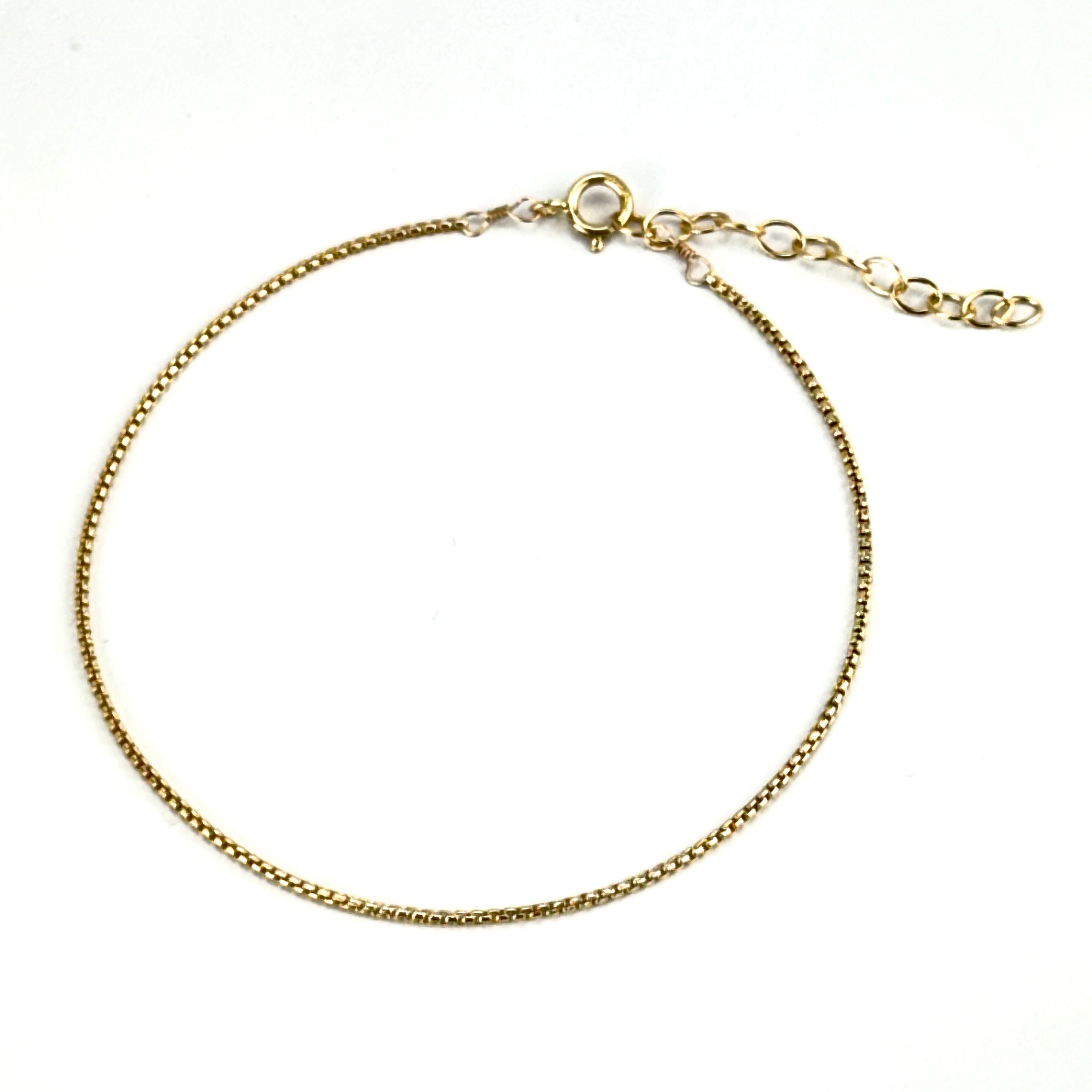 Round Box chain bracelet