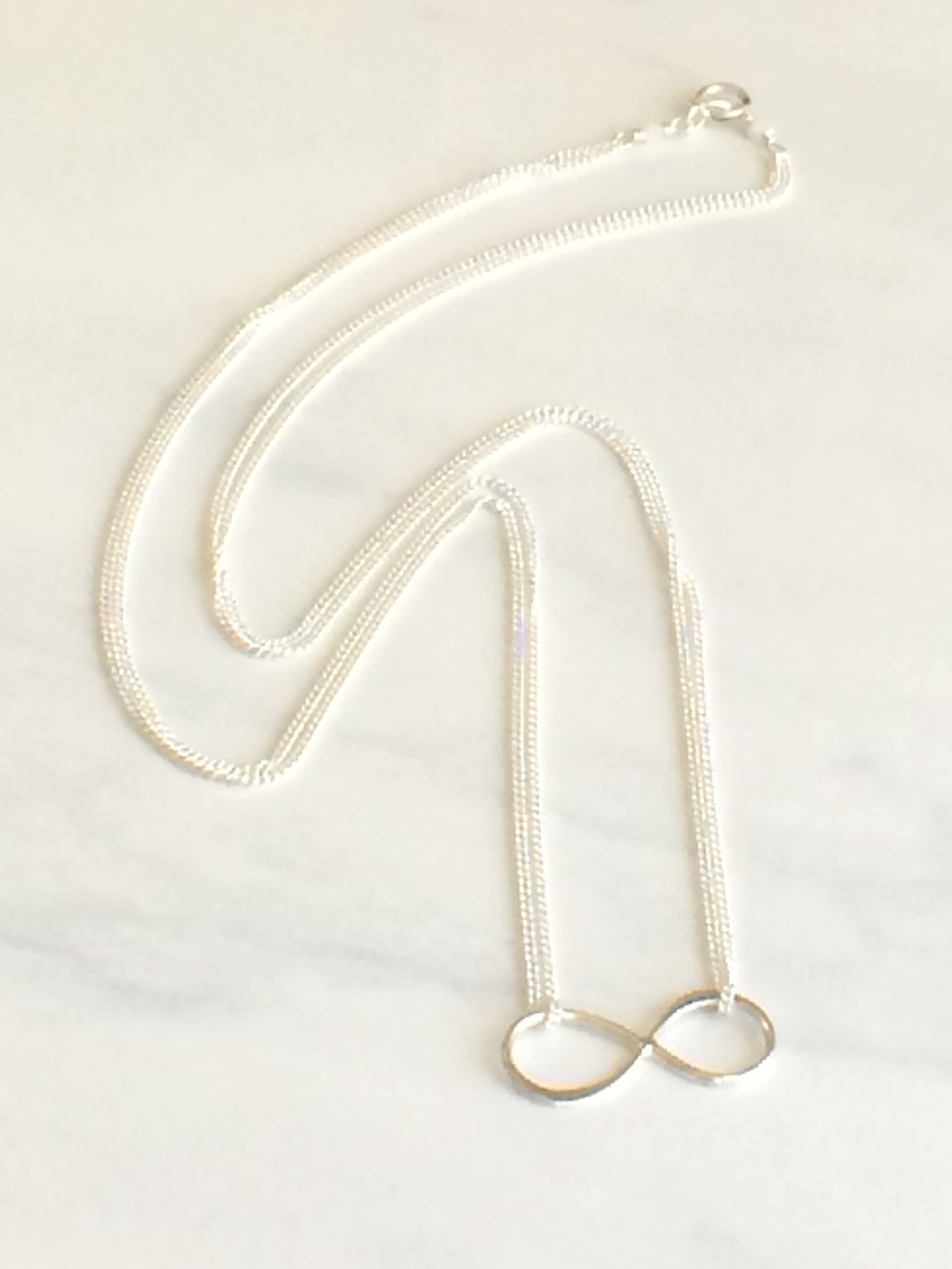 Infinity Necklace silver