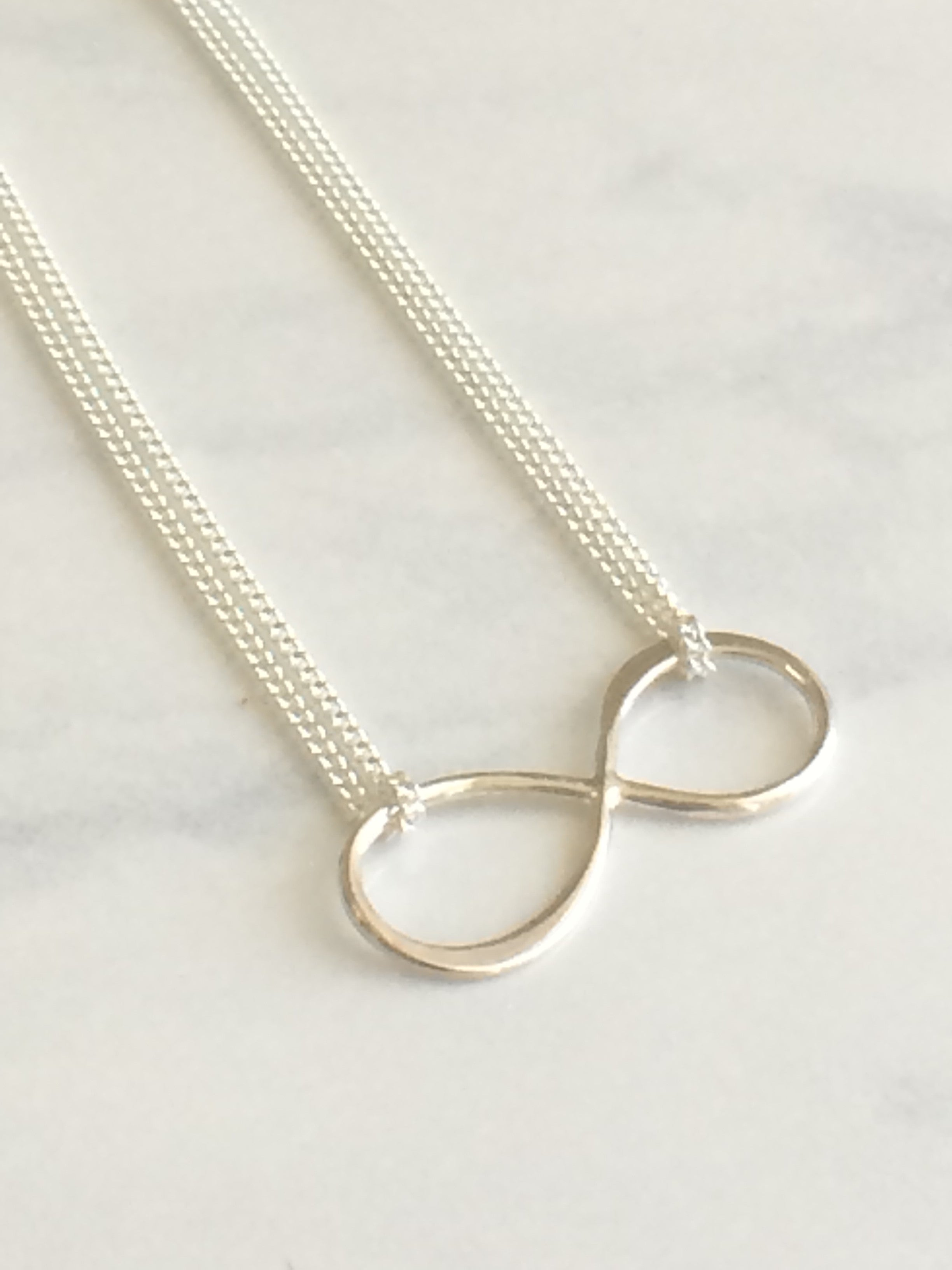 Infinity Necklace silver