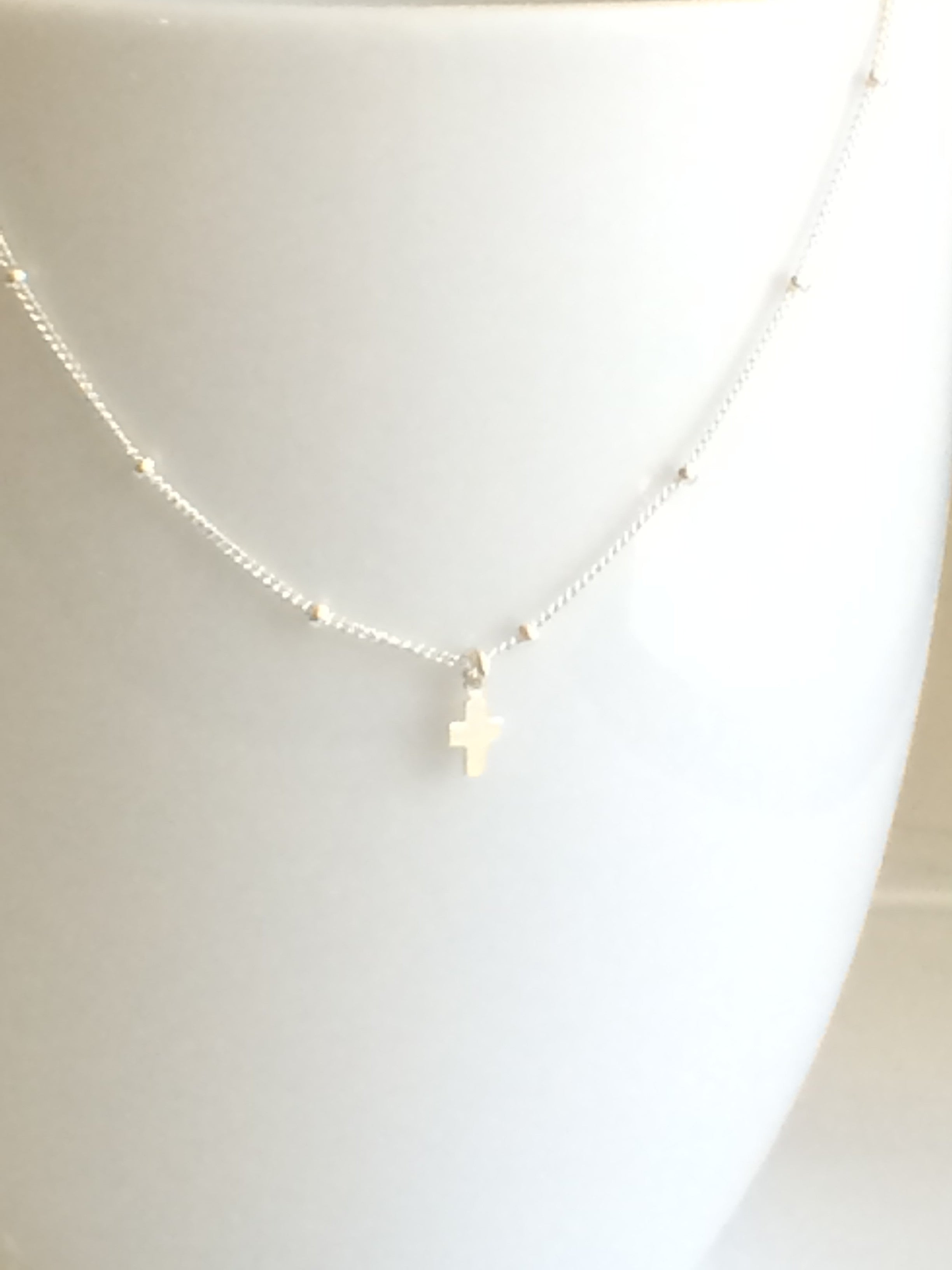 Tiny Cross Necklace silver