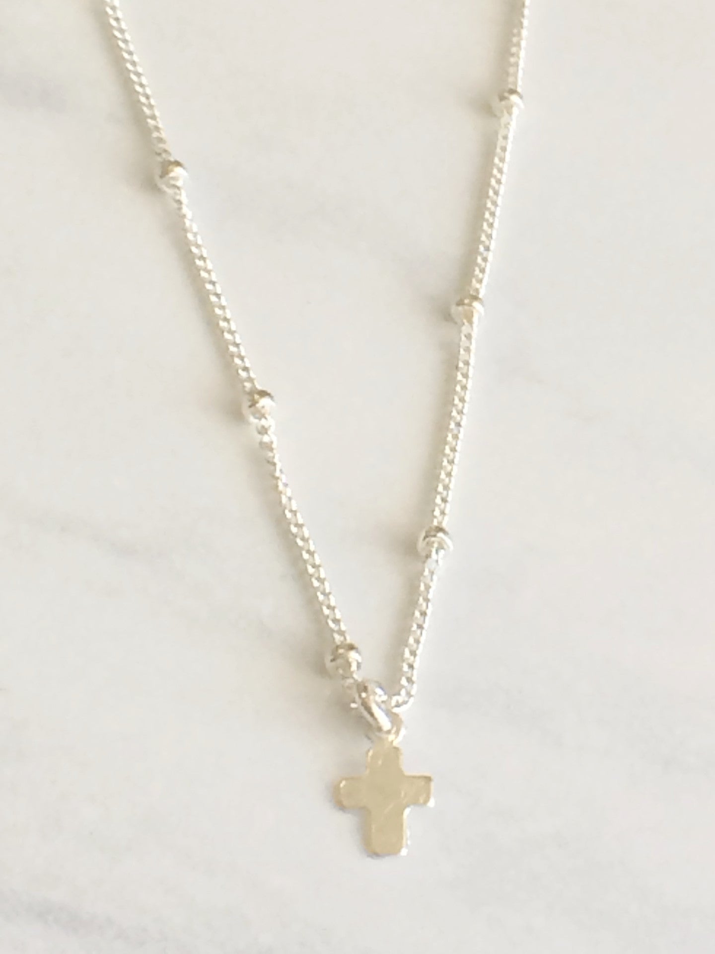 Tiny Cross Necklace silver