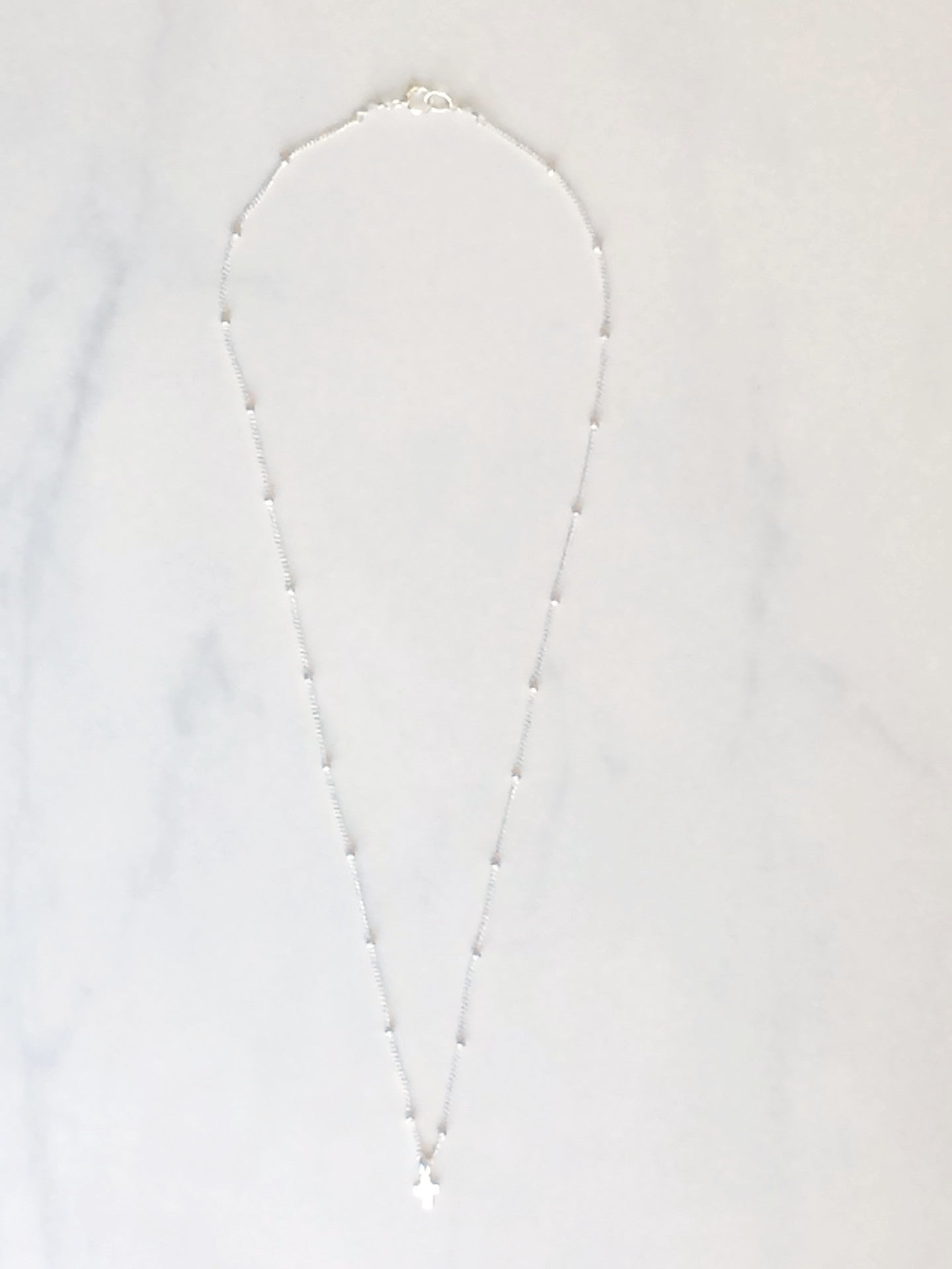 Tiny Cross Necklace silver