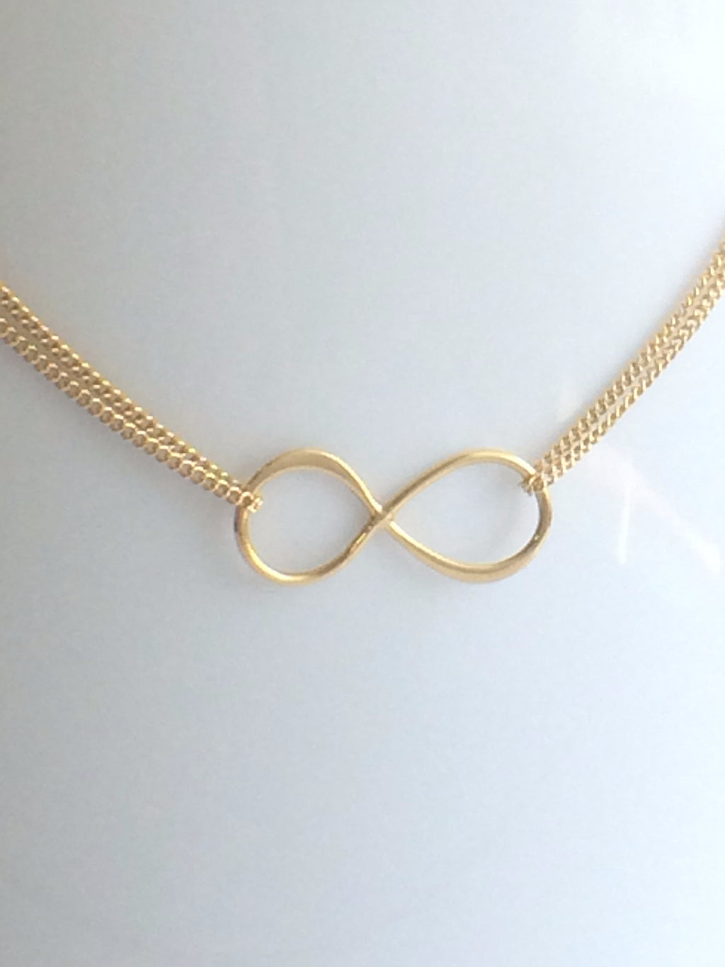 Infinity Necklace gold
