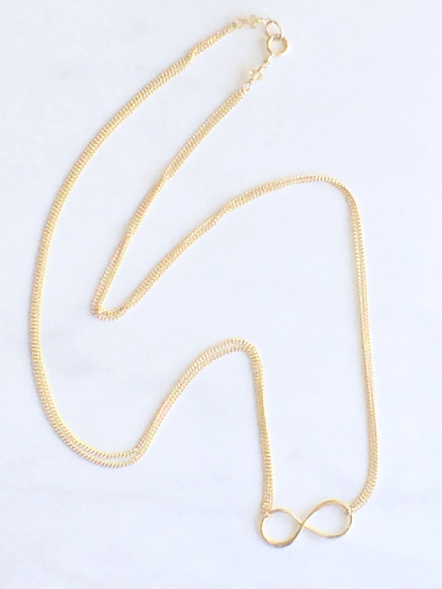 Infinity Necklace gold