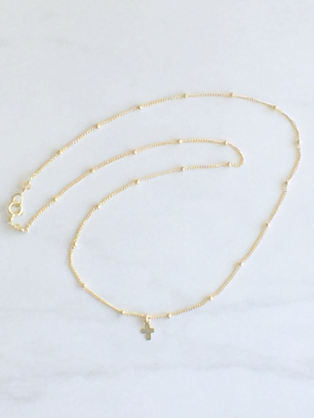Tiny Cross Necklace gold